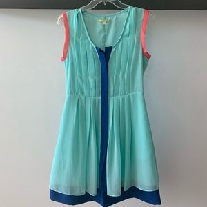 Adorable Gianni Bini Multicolor Pleated Dress